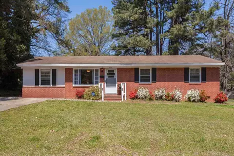 804 Lakeside Dr, Garner, NC 27529 photo 1