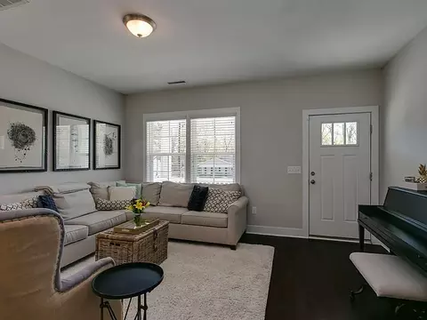 1107 Berkeley St, Durham, NC 27705 photo 8