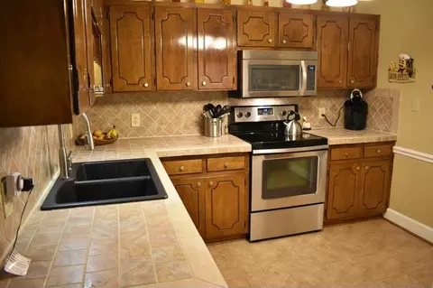 103 Boldleaf Ct, Cary, NC 27513 photo 6