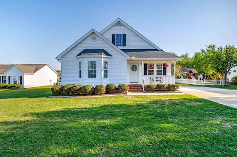 30 Hemlock Ct, Angier, NC 27501 photo 2
