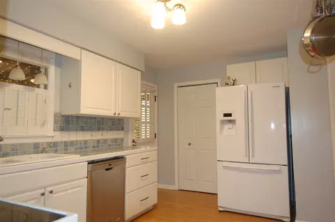 101 Esquire Ln, Cary, NC 27513 photo 7