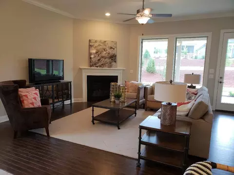66 Abercorn Cir, Chapel Hill, NC 27516 photo 3
