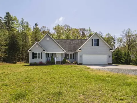 4480 Springbrook Dr, Burlington, NC 27215 photo 1