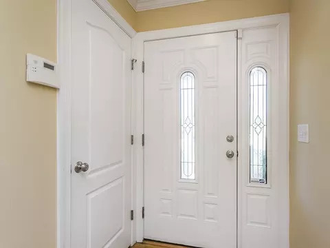 4480 Springbrook Dr, Burlington, NC 27215 photo 2