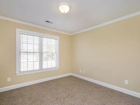 4480 Springbrook Dr, Burlington, NC 27215 photo 16