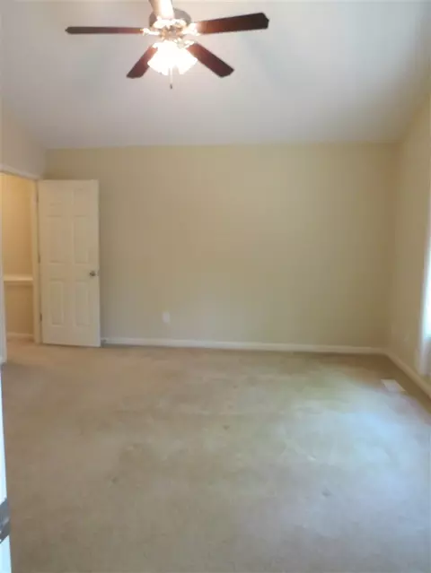 40 Acorn Ct, Smithfield, NC 27577 photo 9