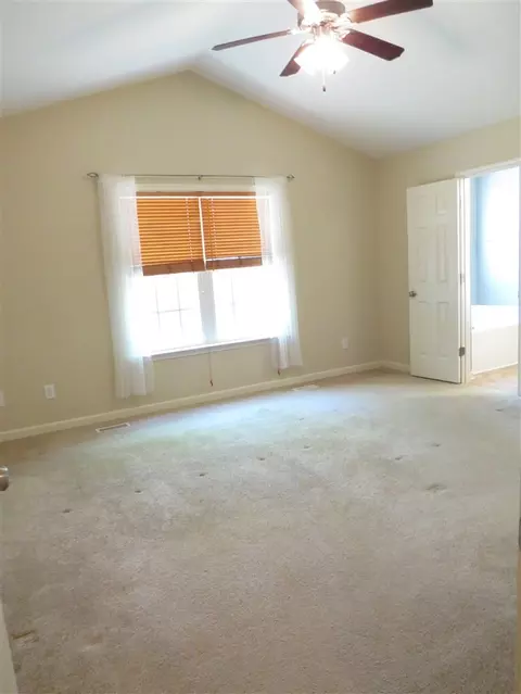 40 Acorn Ct, Smithfield, NC 27577 photo 8