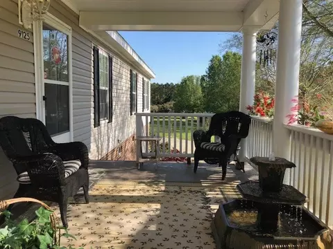 9125 Dorchester Ln, Willow Spring, NC 27592 photo 2