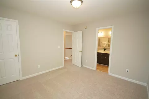 708 Continental Dr, Durham, NC 27712 photo 19
