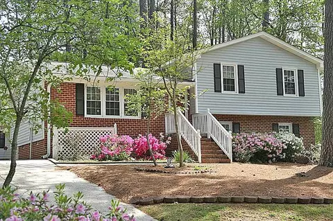 703 Buckingham Rd, Garner, NC 27529 photo 2