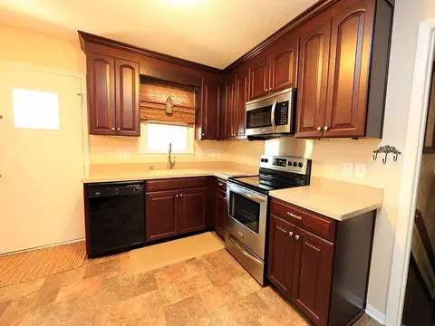 703 Buckingham Rd, Garner, NC 27529 photo 8