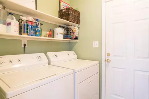 9720 Dansington Ct, Raleigh, NC 27615 photo 22