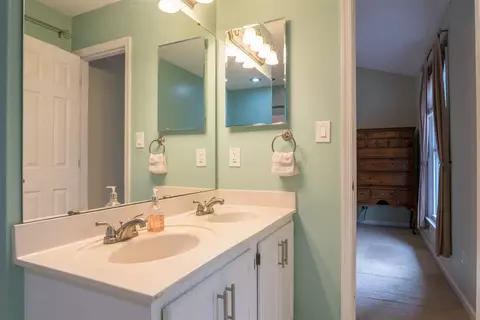 9720 Dansington Ct, Raleigh, NC 27615 photo 20