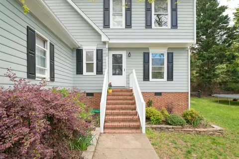 9720 Dansington Ct, Raleigh, NC 27615 photo 3