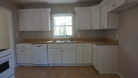 840 Waring St, Durham, NC 27704 photo 10