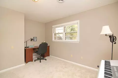 416 E Millbrook Rd, Raleigh, NC 27609 photo 12