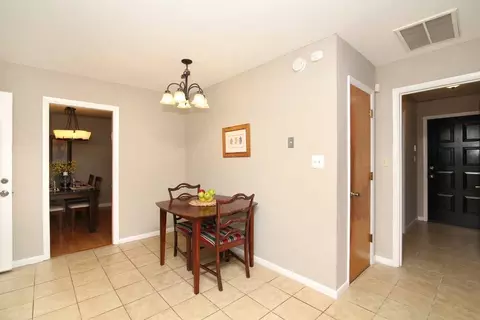 416 E Millbrook Rd, Raleigh, NC 27609 photo 8