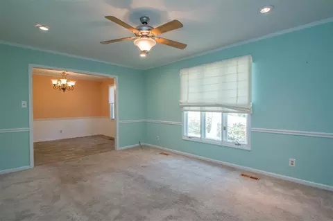 4707 Heritage Dr, Durham, NC 27712 photo 5
