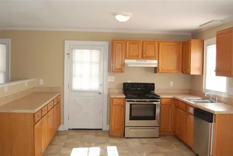 101 Tracy Ln, Dunn, NC 28334 photo 8