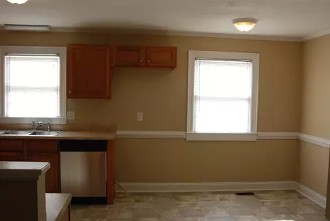 101 Tracy Ln, Dunn, NC 28334 photo 5