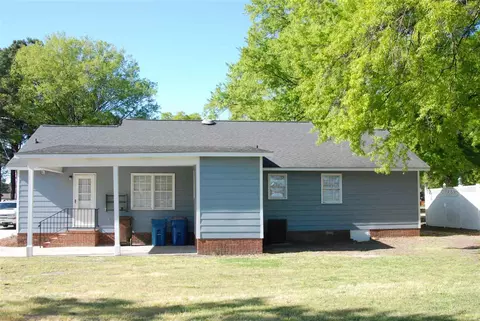 101 Tracy Ln, Dunn, NC 28334 photo 2