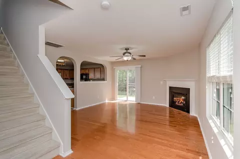 10 Bellmore Ct, Durham, NC 27703 photo 3