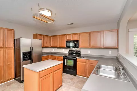 10 Bellmore Ct, Durham, NC 27703 photo 7