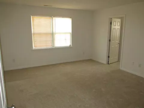 2005 Spring Creek Dr, Durham, NC 27704 photo 7