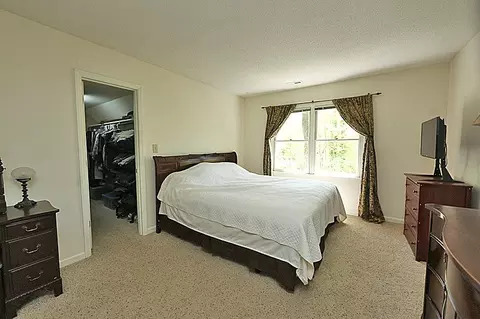 9 Fox Chase Ln, Durham, NC 27713 photo 6