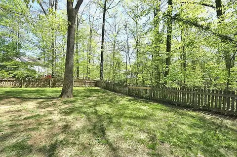 9 Fox Chase Ln, Durham, NC 27713 photo 13