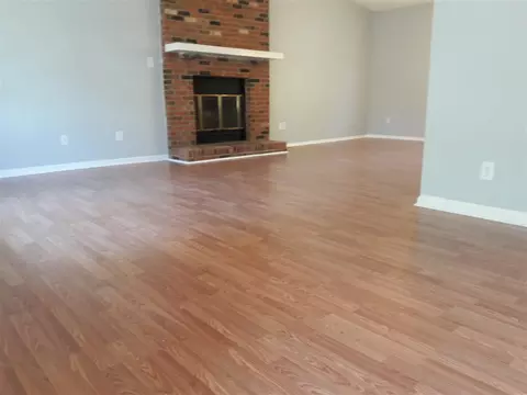 2002 Strebor St, Durham, NC 27705 photo 5