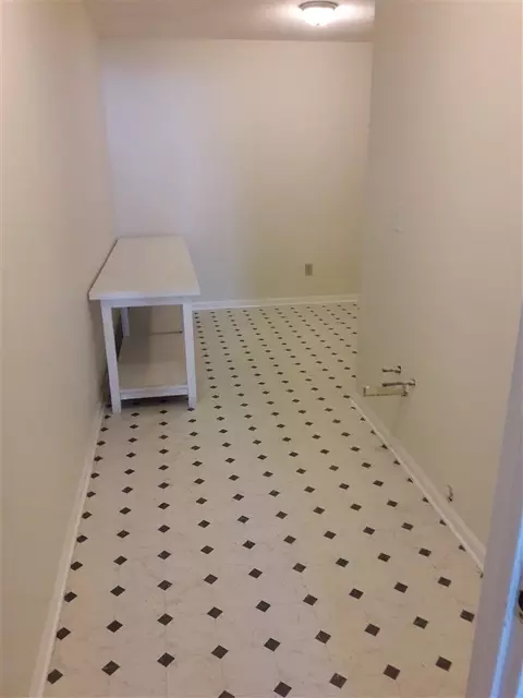 2002 Strebor St, Durham, NC 27705 photo 17