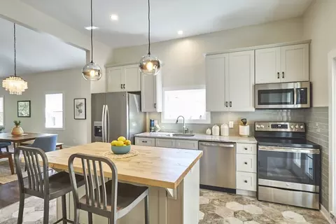 1203 Spruce St, Durham, NC 27701 photo 17