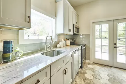 1203 Spruce St, Durham, NC 27701 photo 18