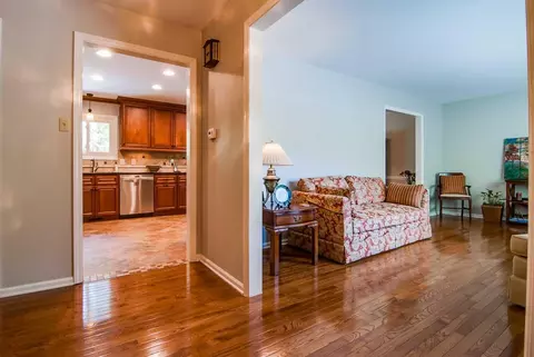 706 Chalice St, Durham, NC 27705 photo 4