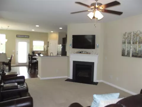 1 Prairie View Ct, Durham, NC 27703 photo 4