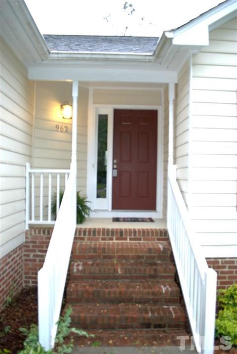 962 E Durness Ct, Wake Forest, NC 27587 photo 2