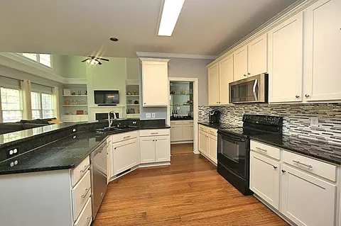 100 Forest Brook Dr, Cary, NC 27519 photo 8