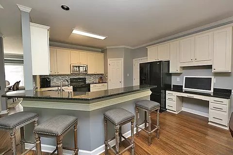 100 Forest Brook Dr, Cary, NC 27519 photo 7