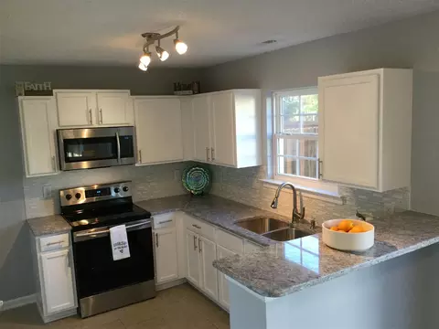 604 Clearfield Dr, Durham, NC 27703 photo 7