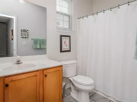 5601 Running Fox Ln, Durham, NC 27703 photo 12