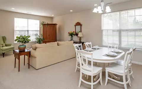 5601 Running Fox Ln, Durham, NC 27703 photo 9