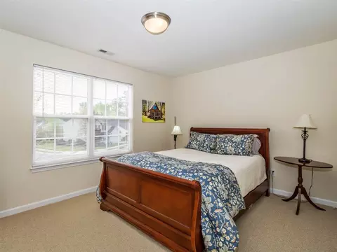 5601 Running Fox Ln, Durham, NC 27703 photo 18