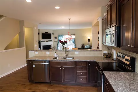 13 Prairie View Ct, Durham, NC 27703 photo 9