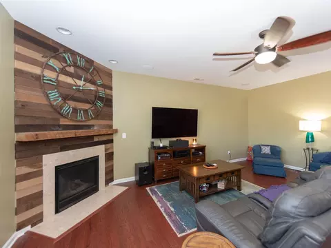 1035 Laredo Ln, Durham, NC 27703 photo 6