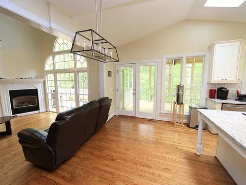 5625 Pine Dr, Raleigh, NC 27606 photo 11