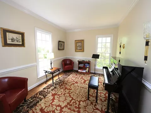 5625 Pine Dr, Raleigh, NC 27606 photo 5