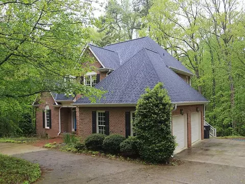 5625 Pine Dr, Raleigh, NC 27606 photo 2