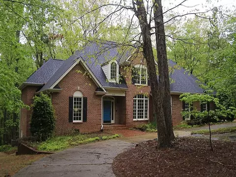 5625 Pine Dr, Raleigh, NC 27606 photo 1