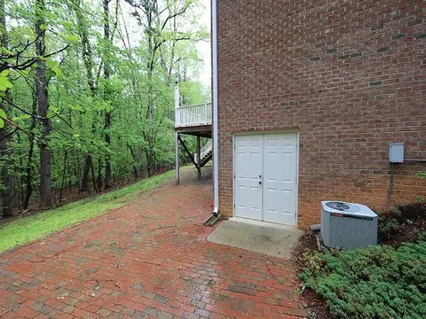5625 Pine Dr, Raleigh, NC 27606 photo 24